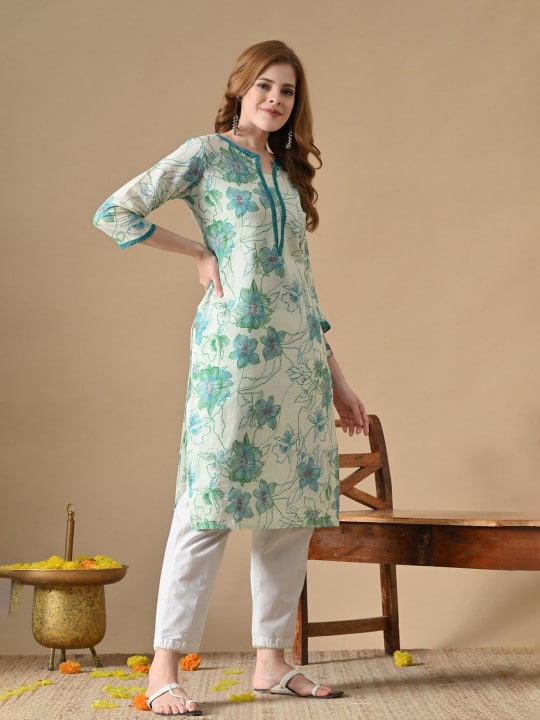 Women V-Neck Floral Printed Kurta - Image 2